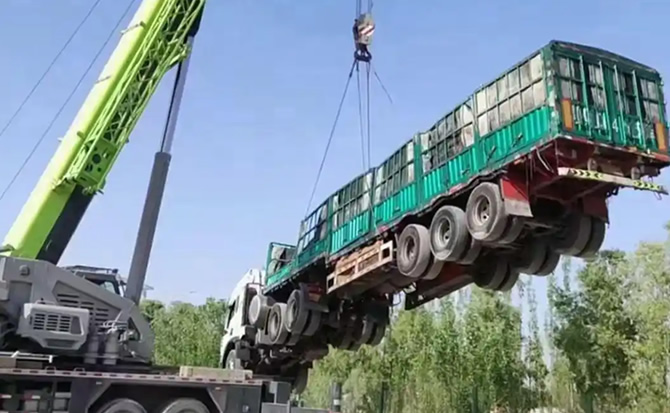 南湖区道路脱困救援案例